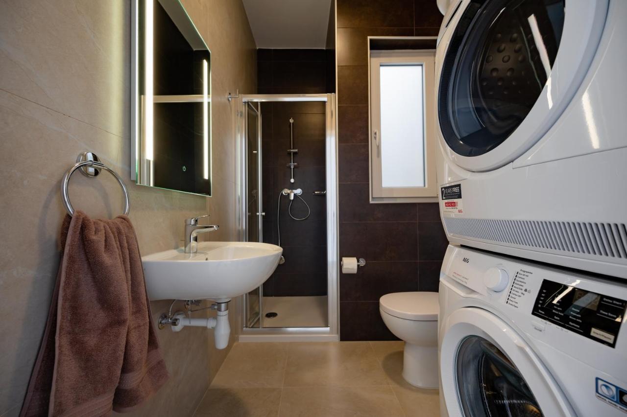 Pietà The Address Seafront Suites With Hot Tub מראה חיצוני תמונה
