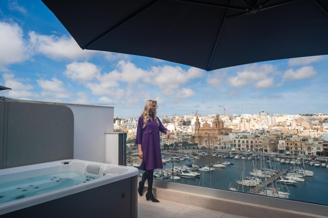 Pietà The Address Seafront Suites With Hot Tub מראה חיצוני תמונה