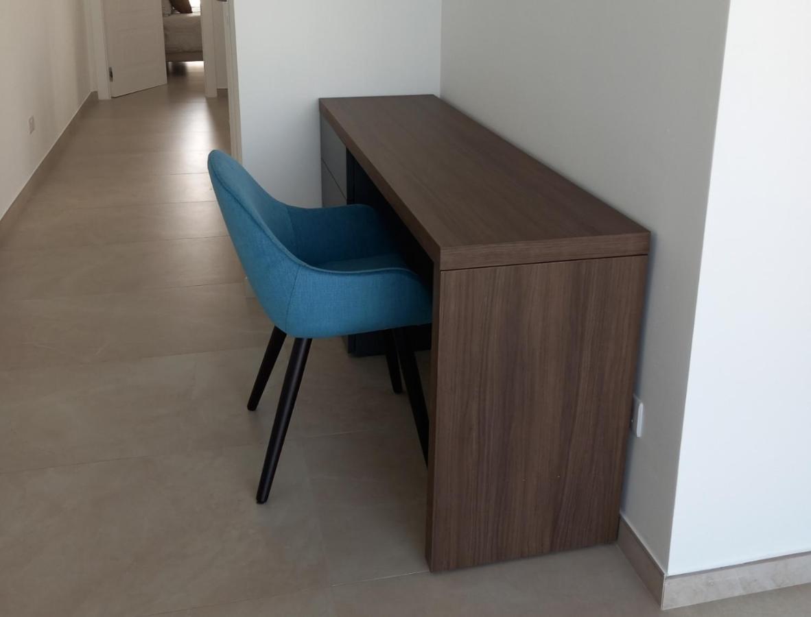 Pietà The Address Seafront Suites With Hot Tub מראה חיצוני תמונה
